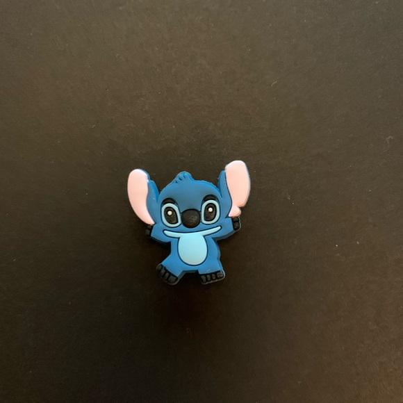 Stitch known as experiment 626 croc charms - Picture 3 of 6